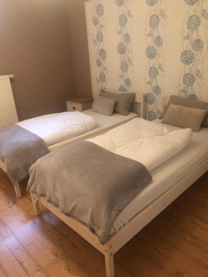 Ferienwohnung Klosterblick Bastheim Экстерьер фото