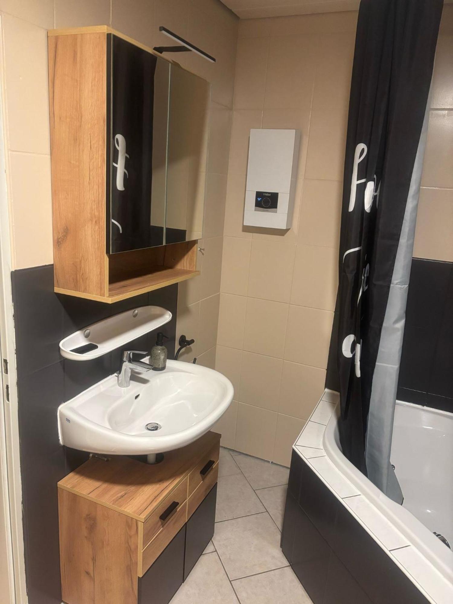 Ferienwohnung Klosterblick Bastheim Экстерьер фото